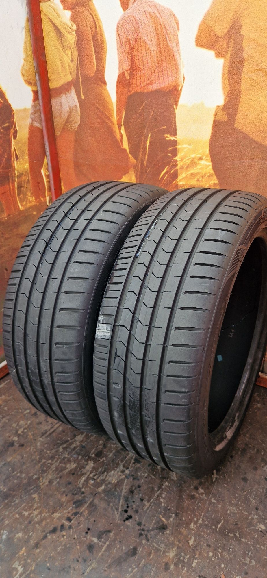 2 Anvelope ca noi Vredestein 225 45 R18 de vara . Dot 2020