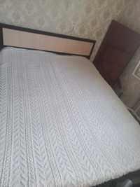 Продаются 2-х спальня кровать хорошом состояние вместе с матрасом матр