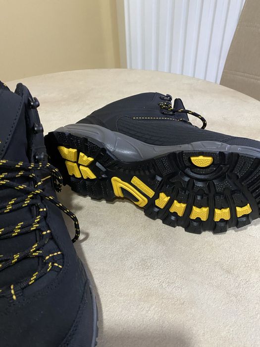 Bocanci de iarna, munte