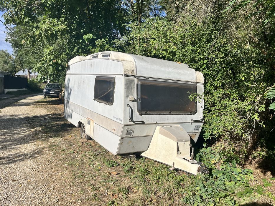 Rulota fara acte pentru santier paza sau camp