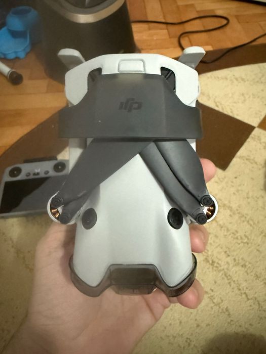 Drona DJI mini 4 pro