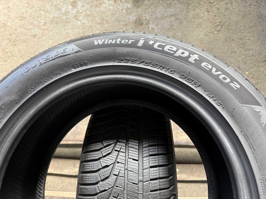 # Anvelope Iarna 225/55 R16  - Hankook Winter I"Cept Evo 2