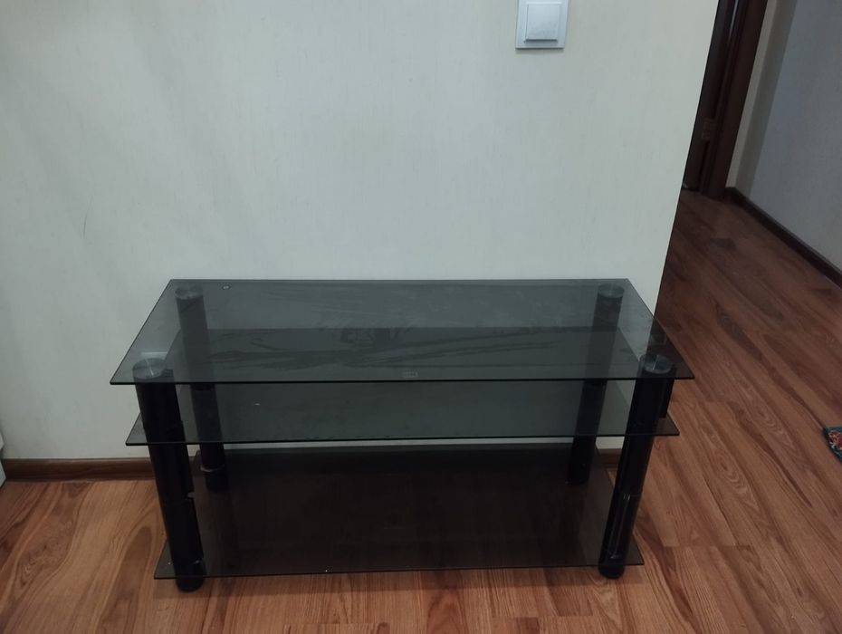 Тумба стеклянная