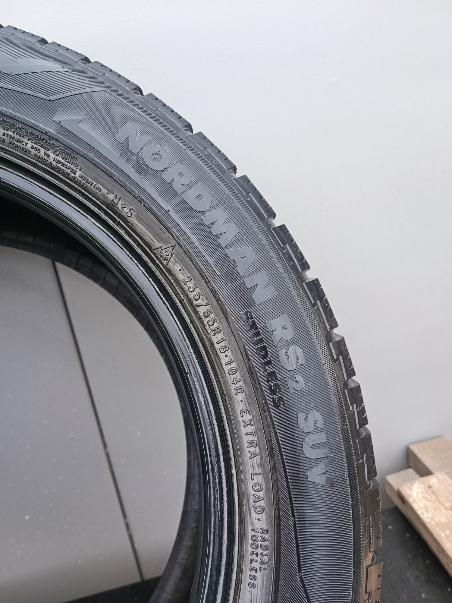 Шины зимние nokian nordman 235/55/r18