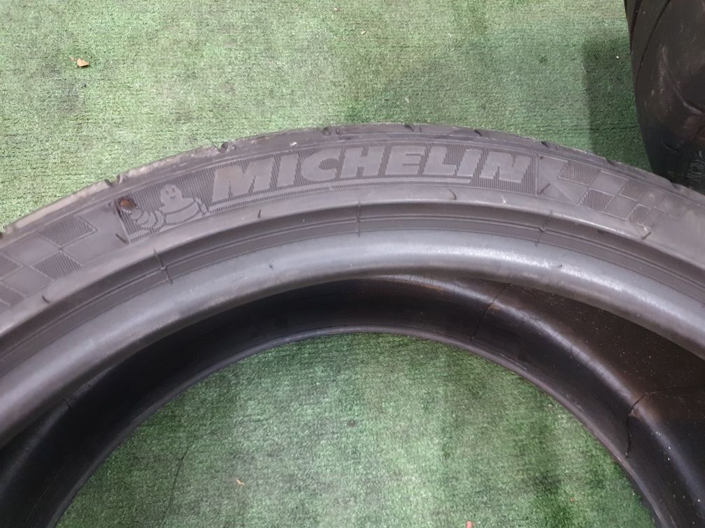 Anvelope 235 35 19 vara michelin