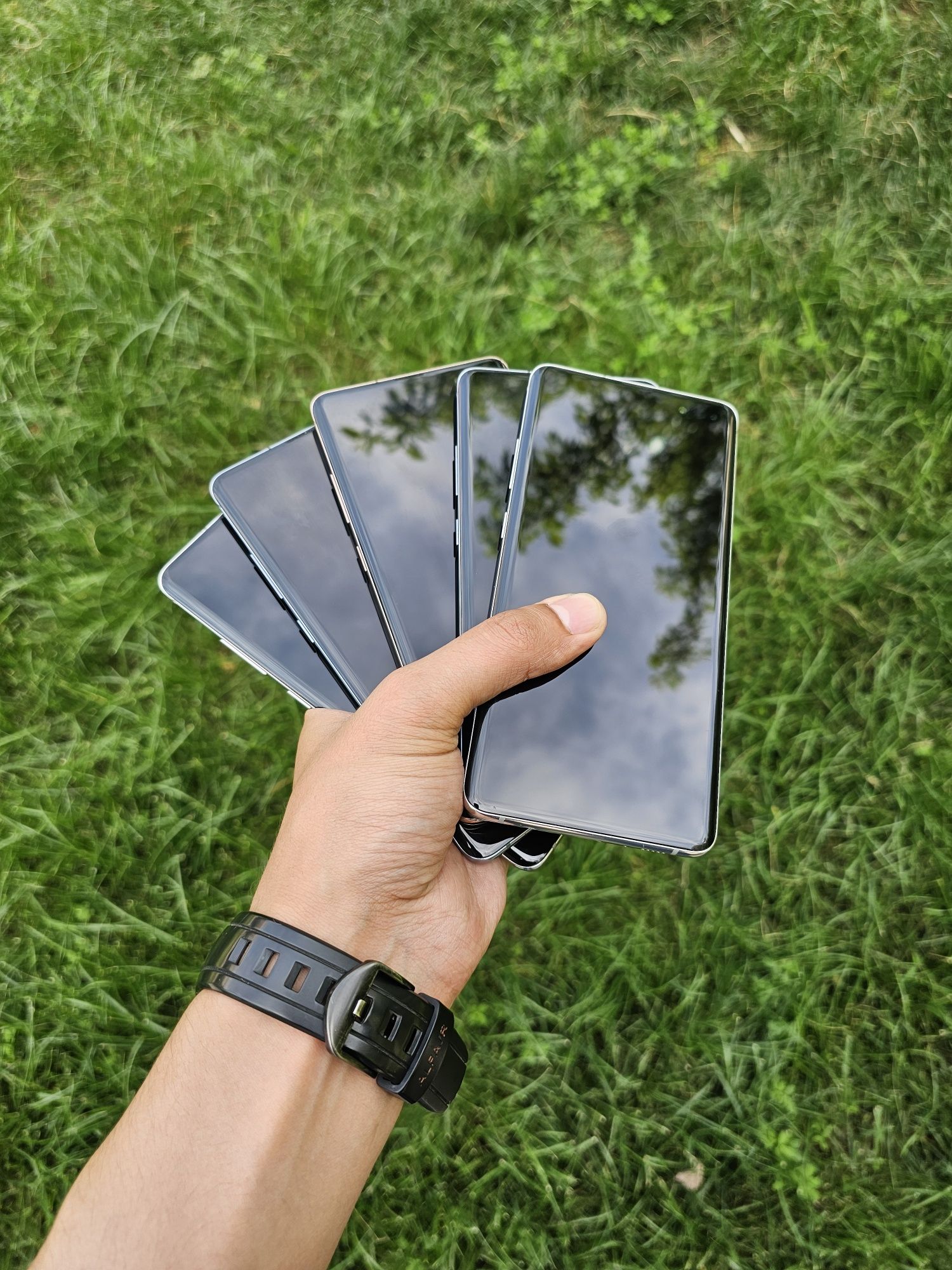 Samsung Galaxy S10+Plus 5G. OzU 8 GB. Joyi 256 GB. Garantya beriladi