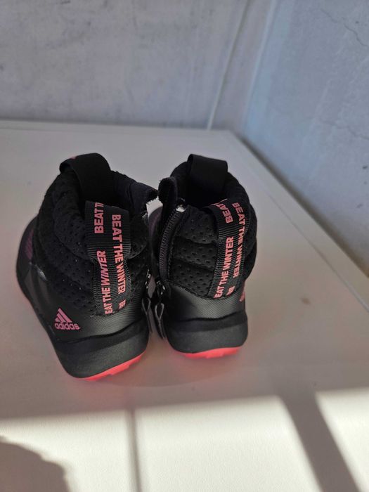 Адидас детски ботуши 23 размер