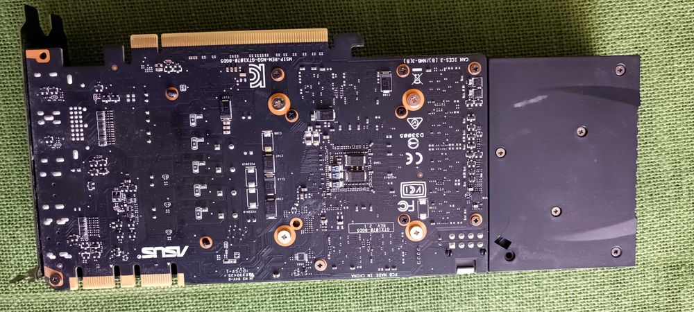 Placa video Asus Gtx 1070 8Gb DDR5 Problema!!