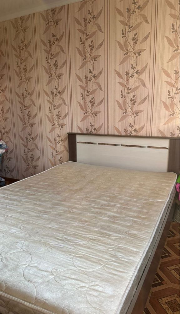 Продам кровать б/у