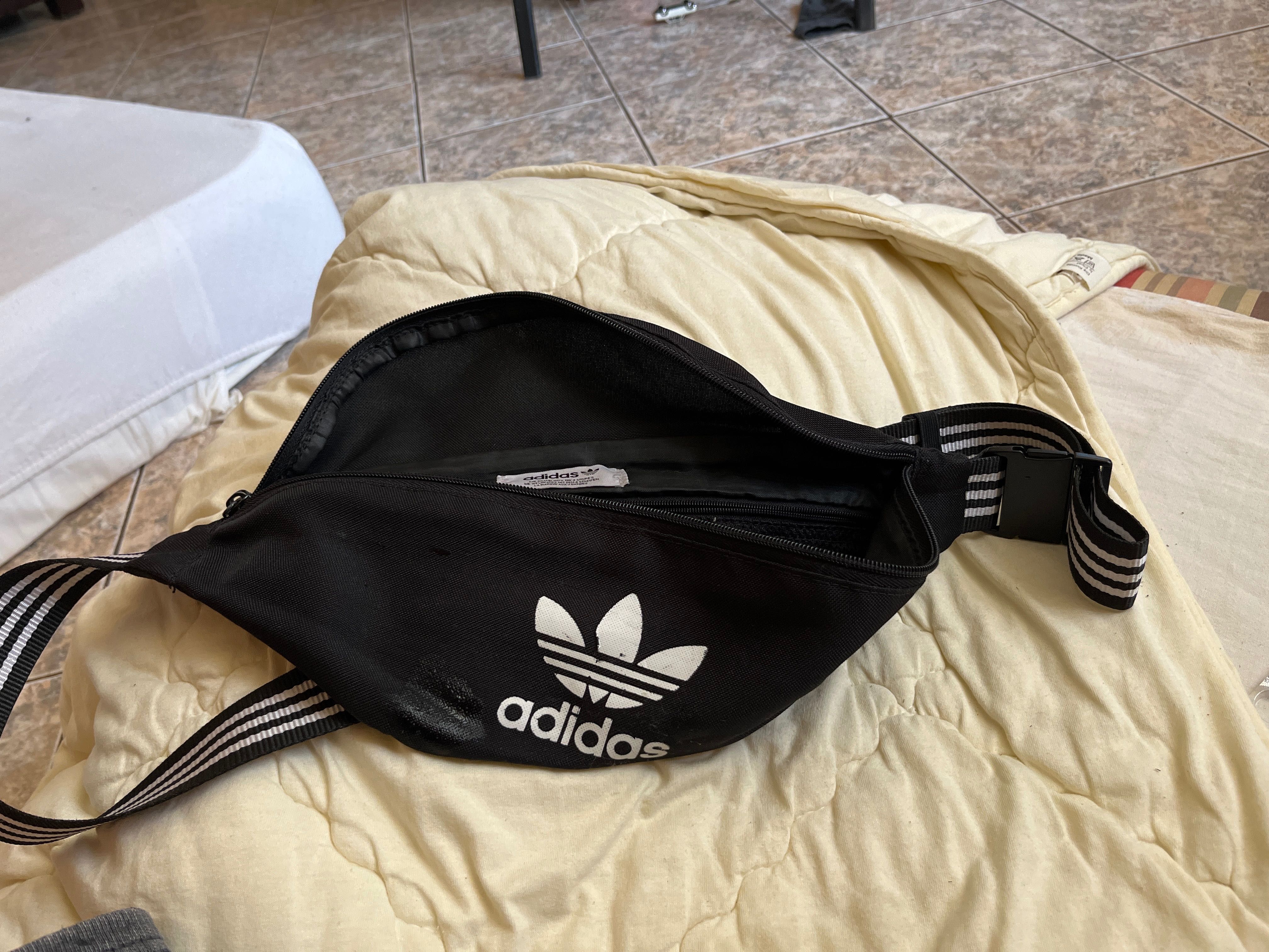 Чантичка за кръст Adidas