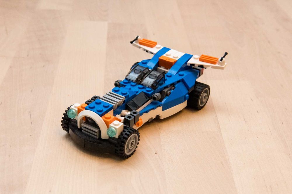 Set Lego Creator 3in1 Thunder Wings, Inaripatul Fulgerator, cod 31008