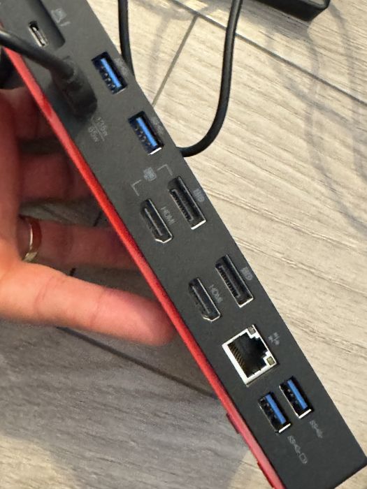 Dock Lenovo thunderbolt 3 Gen 2