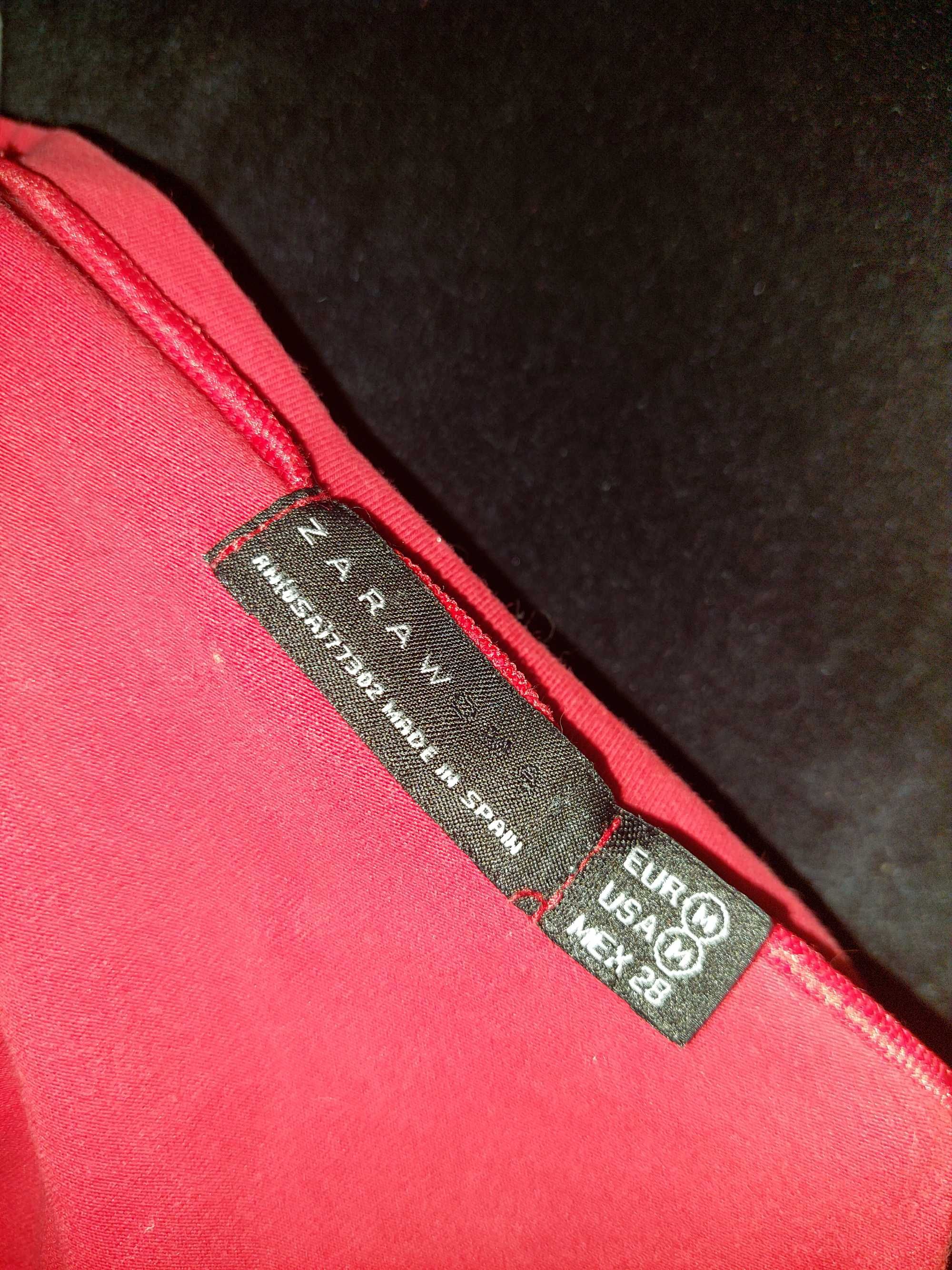 Tricou roșu Zara cu strasuri