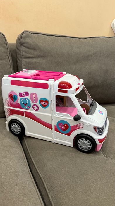 Барби линейка медицински център, Barbie