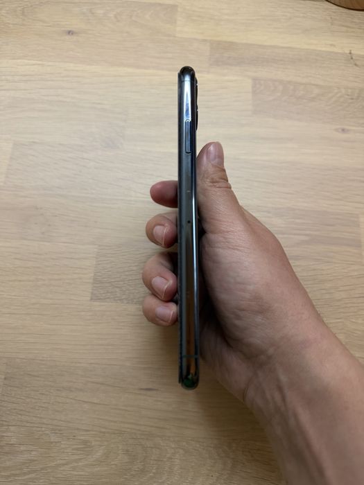 iPhone 11 pro max 64GB - Midnight Green