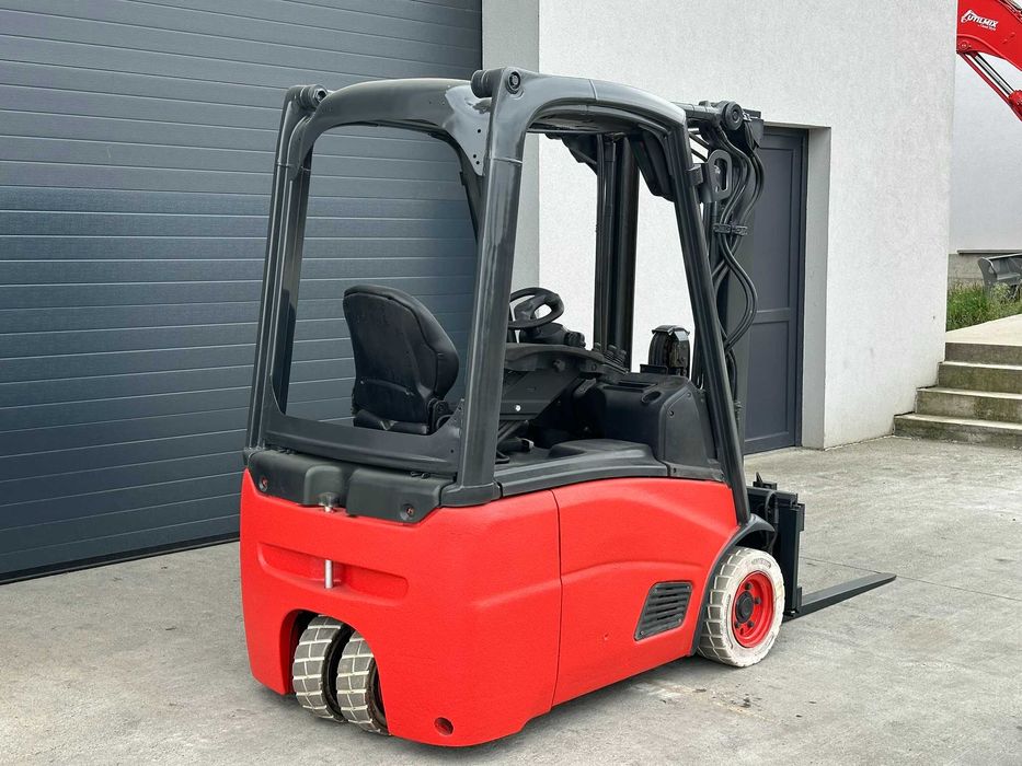 Stivuitor electric Linde E14