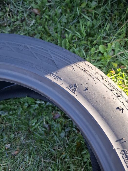 Vand 1 sau 2 anvelope 285 45 21 hankook de iarna dot 2020