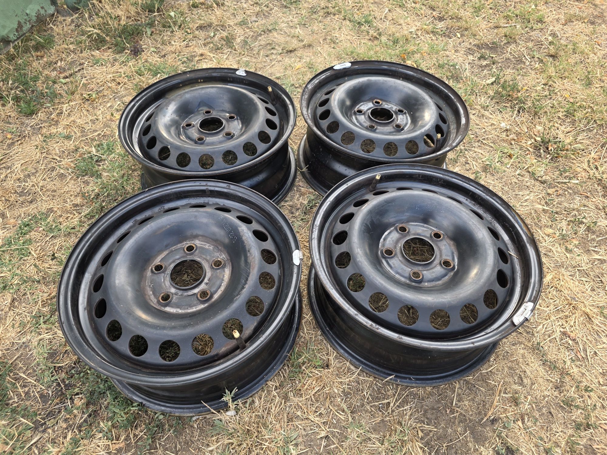 4 броя железни джанти 5х112 Vw Touran