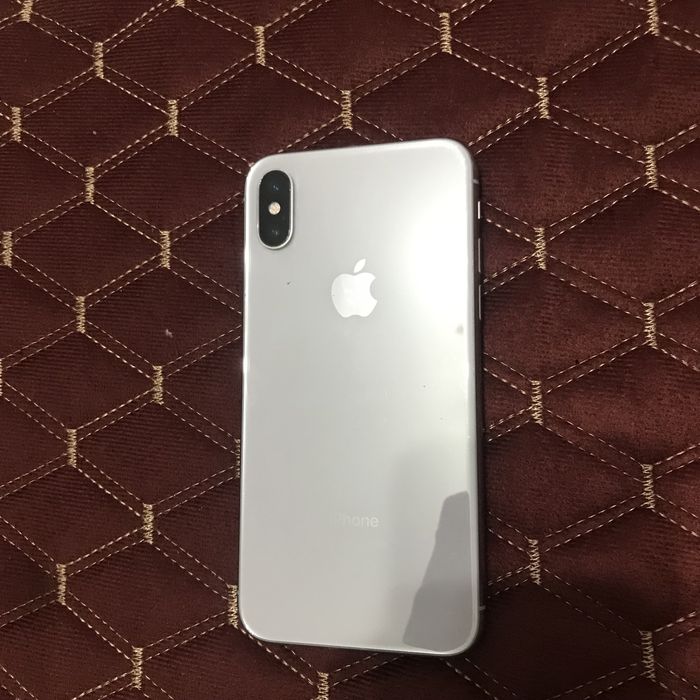 Iphone x 64/4 gb