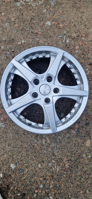 Продам диски на 16