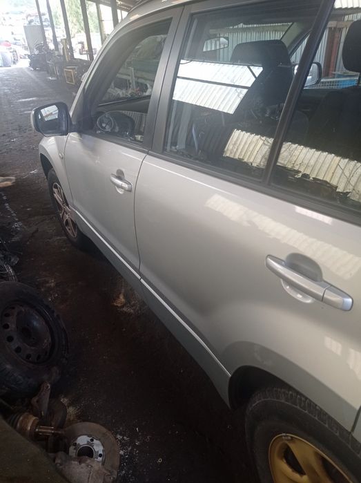 Suzuki Grand Vitara 2.0 140 kc