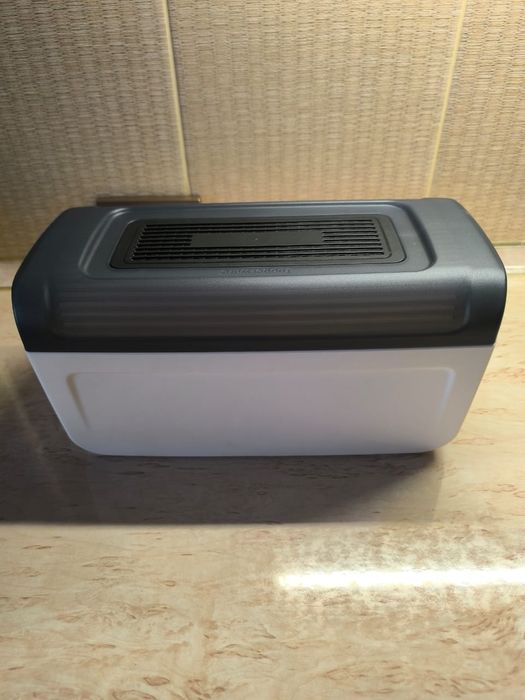Хлебница Tupperware