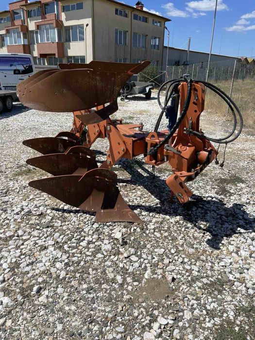 Плуг обръщач Galucho