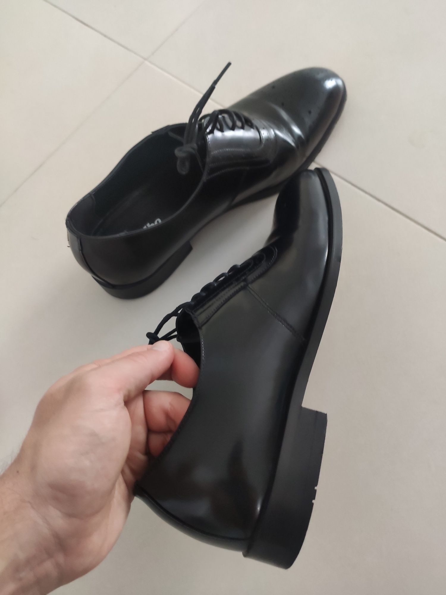 Pantofi piele barbati marime 43