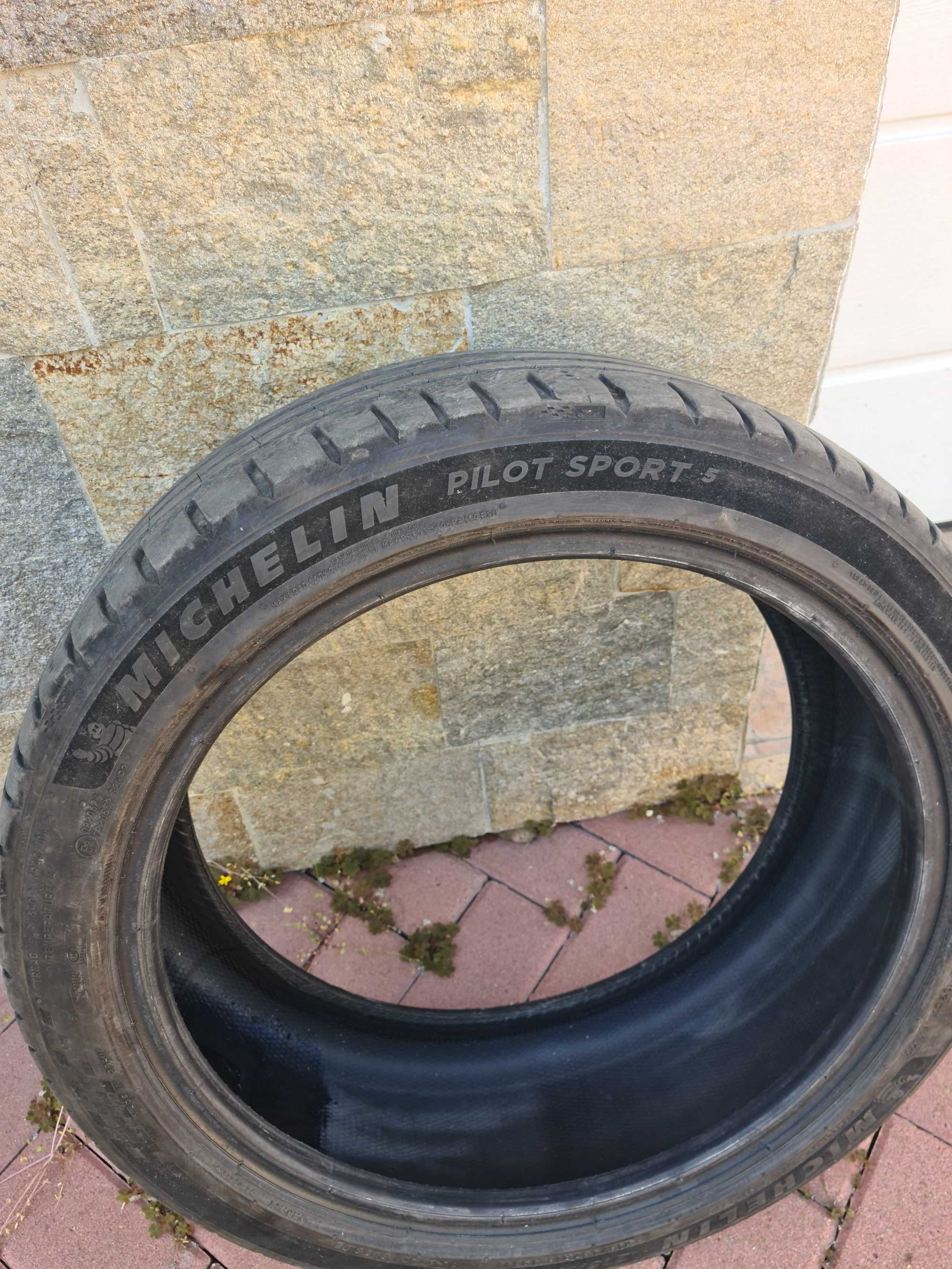 Гуми Michelin Pilot Sport 5 215/45 ZR 18
