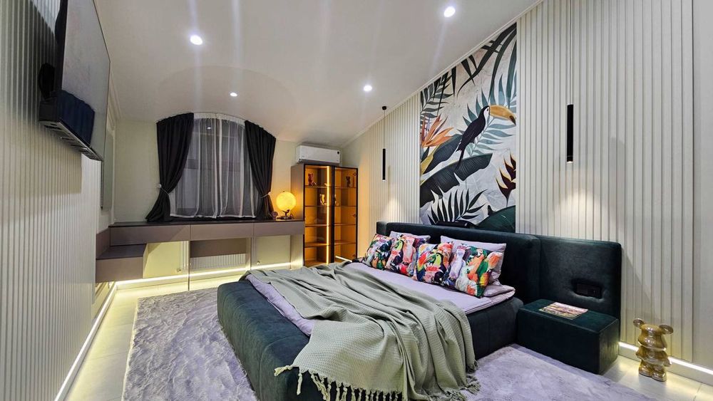 Алайский 100 КВ квартира 3/10/10 новостройка