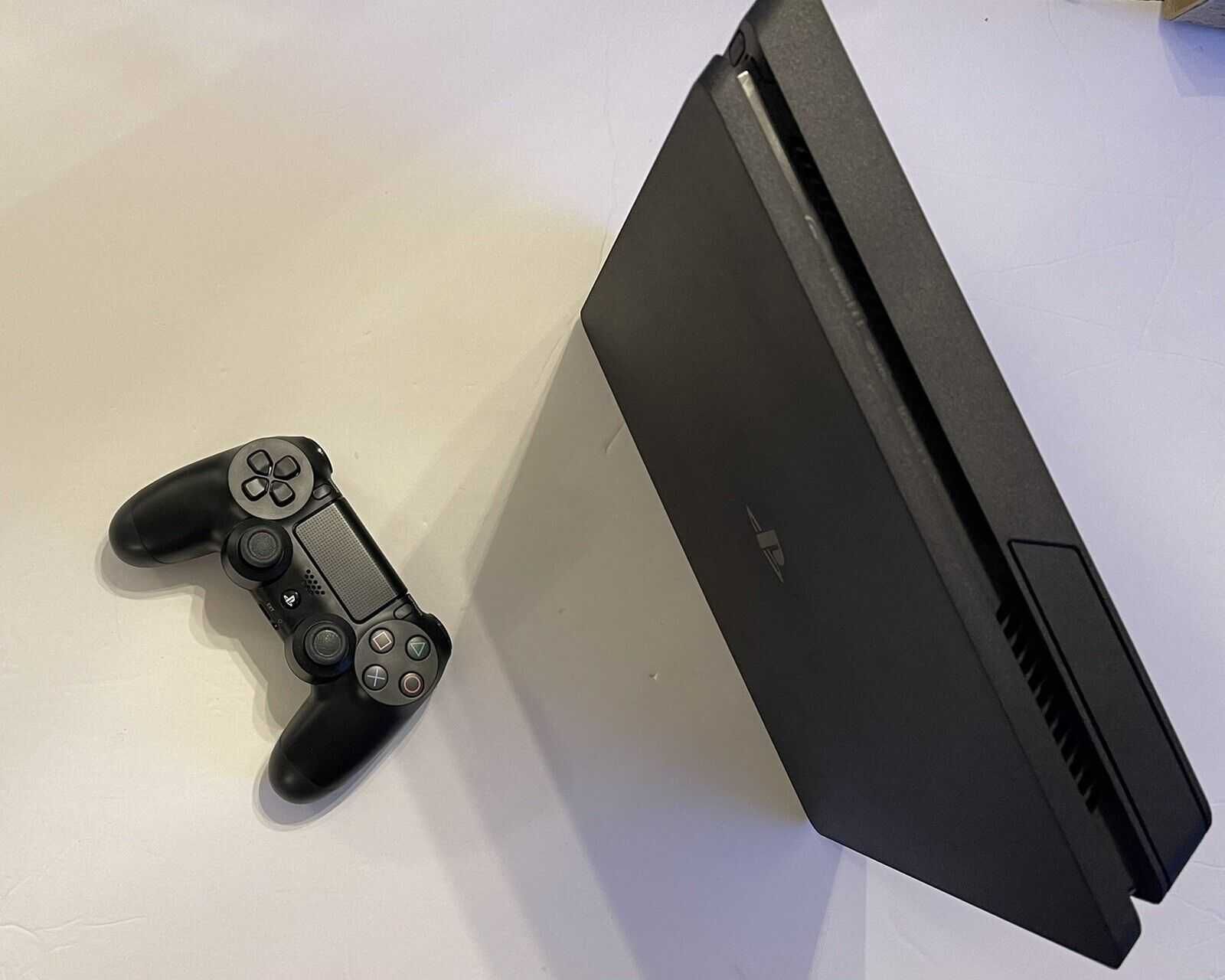 PS4 модел с Playstation игри