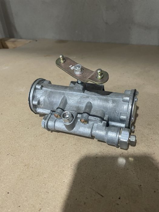 Стеклоочиститель ЗиЛ 130 (воздушный)