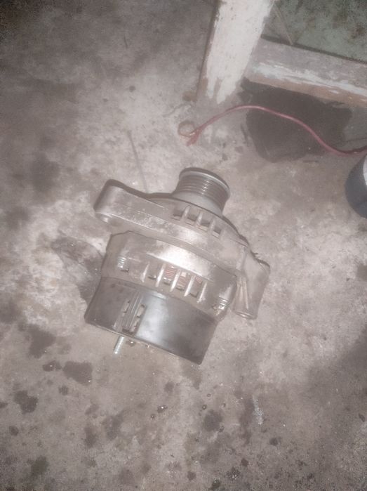 Генератор  В А З