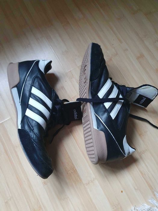 Adidas Kaiser produs nou