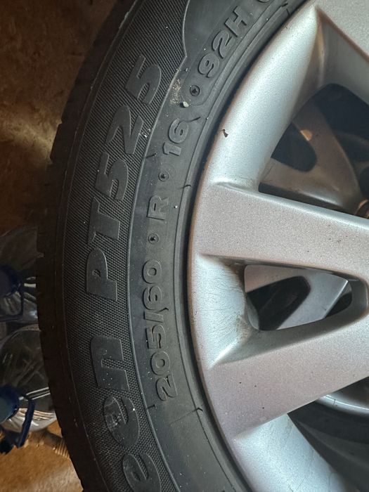 Продавам гуми с джанти