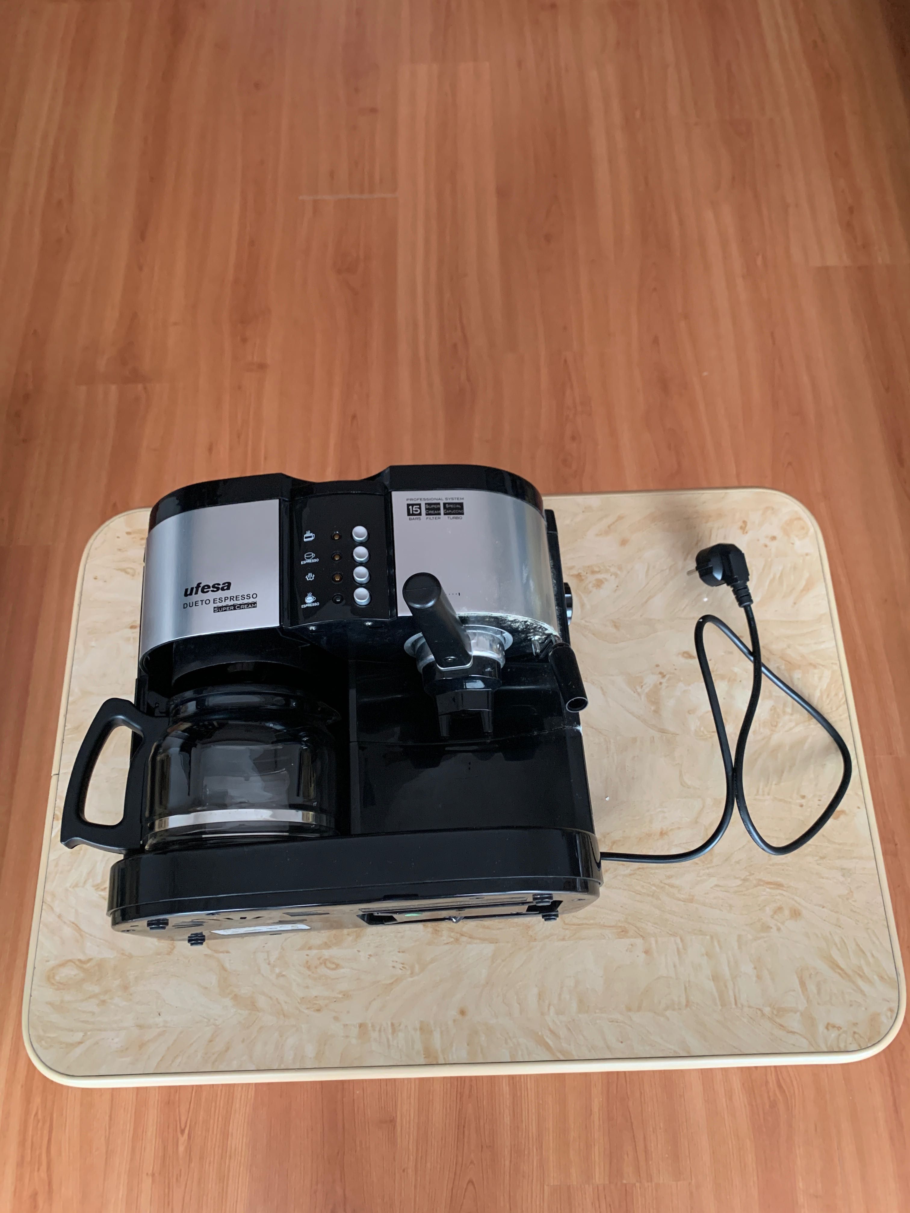 Espressor Ufesa ck7360 si toaster Ufesa sw7390