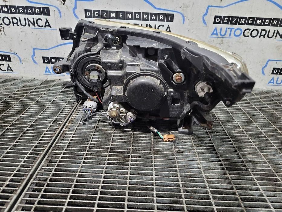 Far Dreapta Subaru Forester 2007 - 2010 SUV 4 Usi (1220) Xenon