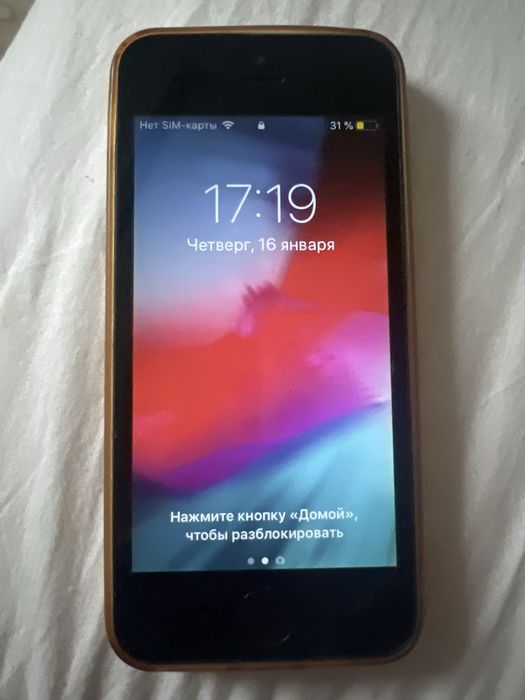 IPhone 5s. В хорошем состояние.
