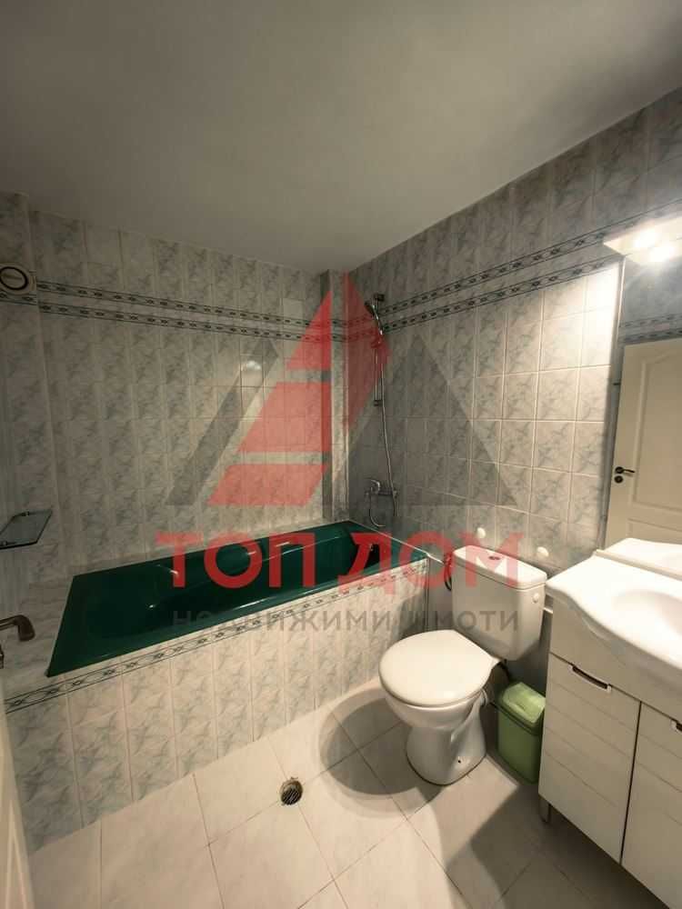 Продава се Четиристаен апартамент в Варна, Спортна зала - 136 кв.м за 2346 €/кв.м - Снимка #2