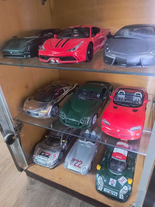 1:18 колички diecast