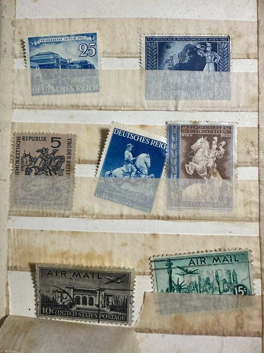Стари пощенски марки - чуждестранни от средата на 20ти век.