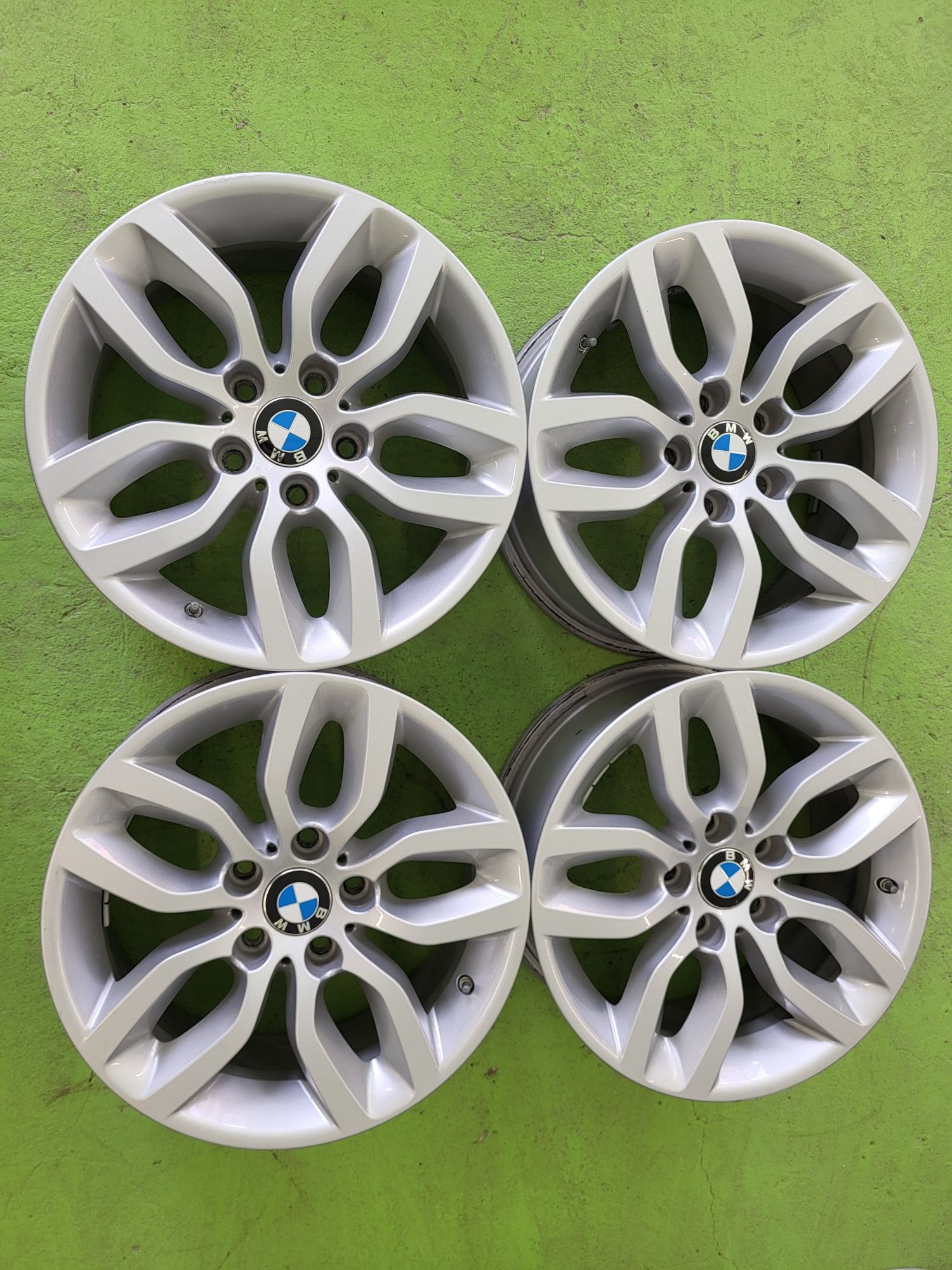 17 5x120 Bmw X3 F25 X4 лети джанти 5х120 бмв х3 датчици