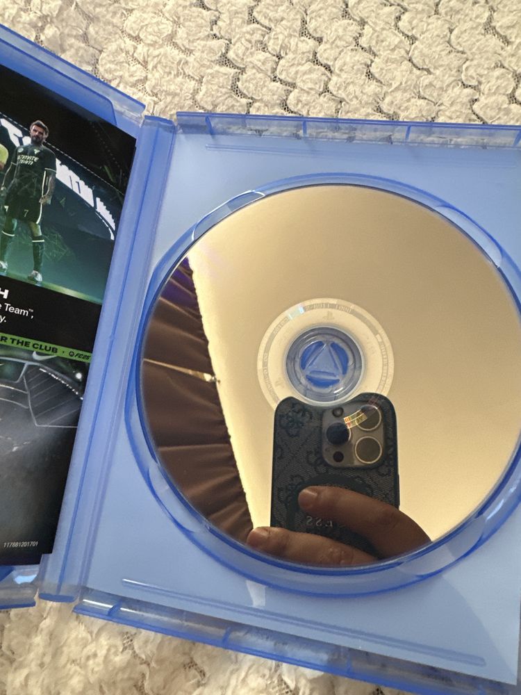 Игра FC25 PS5.