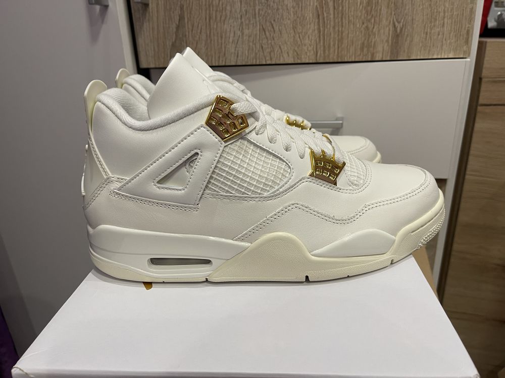 Маратонки Nike Air Jordan 4 Retro Metallic Gold 42.5 LeBron Adidas NBA