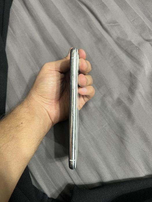 Iphone x 64 yaxwi holatda