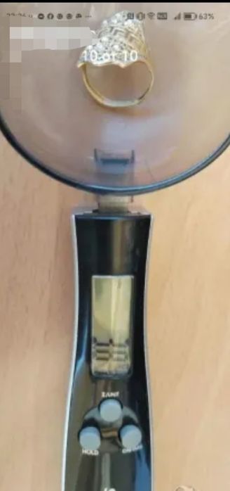 Продавам златен пръстен 14 карата ,