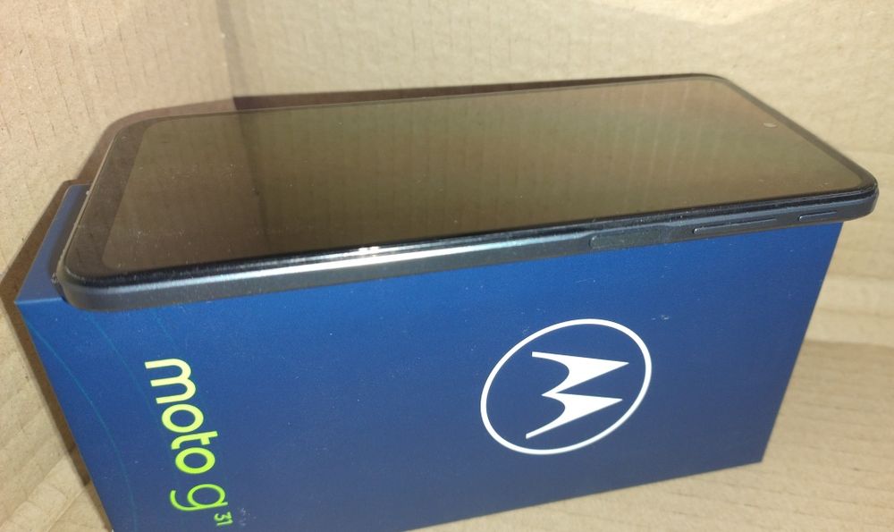 Телефон Motorola g 31