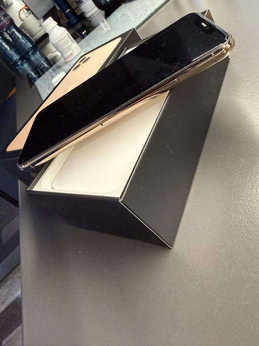 iPhone 11 Pro Max, 64 GB