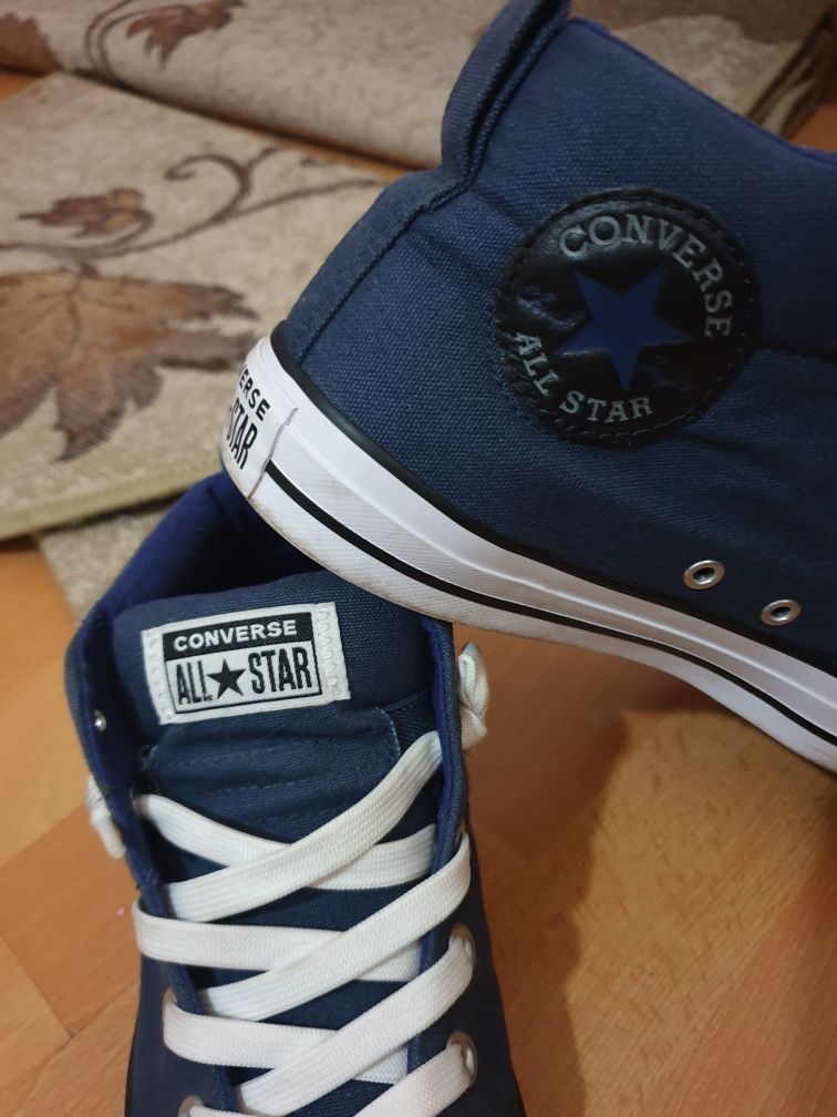 Tenisi Converse mărimea 40