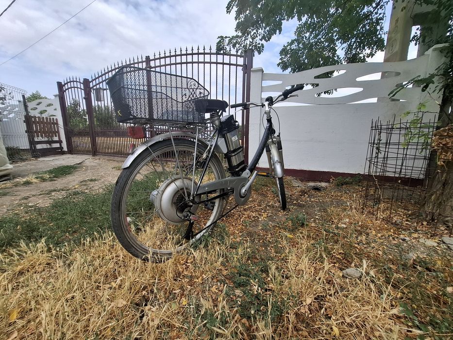 Vând bicicleta electrica în condiții foarte bune. Preț 1600Ron